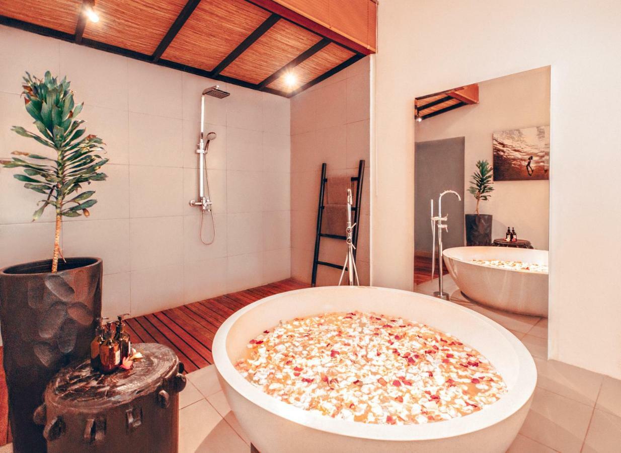 Suites Infinity & Beyond Seminyak Exteriör bild