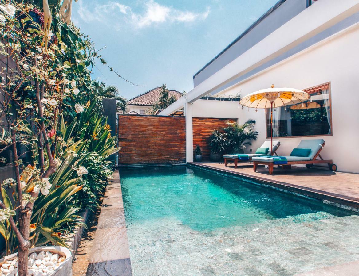 Suites Infinity & Beyond Seminyak Exteriör bild